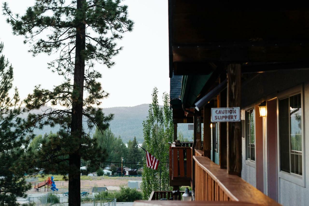 Honey Bear Lodge & Cabins Big Bear Lake Oda fotoğraf